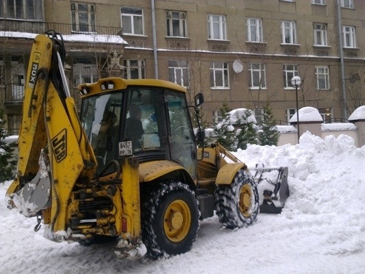 Фото - Уборка, вывоз снега Киев
