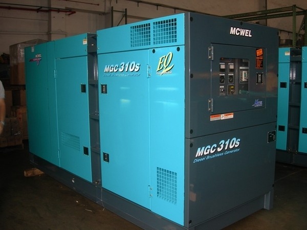 Фото - 200 кВт/250кВа/50Гц “MCWEL” шумоизоляционный дизель-генератор