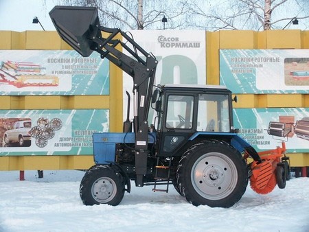 Фото - Фронтальный погрузчик МКДУ-82М для тракторов МТЗ