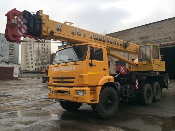 Фото - Автокран Галичанин, 25 тонн, 28 м. Продаю. Новый. 2015 года.