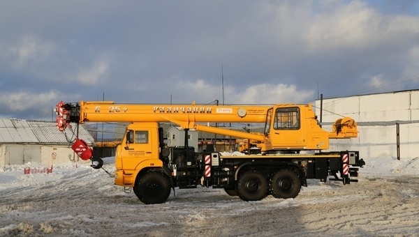 Фото - Автокран кс-55713-5в-4, 25 тонн, 31 метр