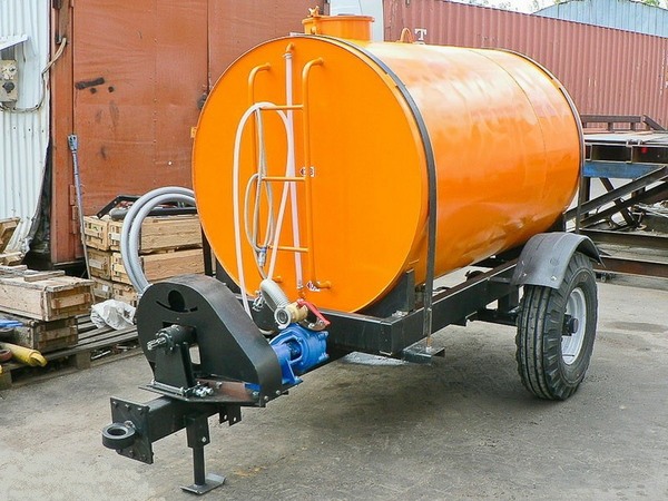 Фото - Прицеп специальный тракторный ПУ-3, 5 производитель: гормаш