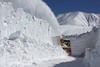Вывоз снега Красносельский район